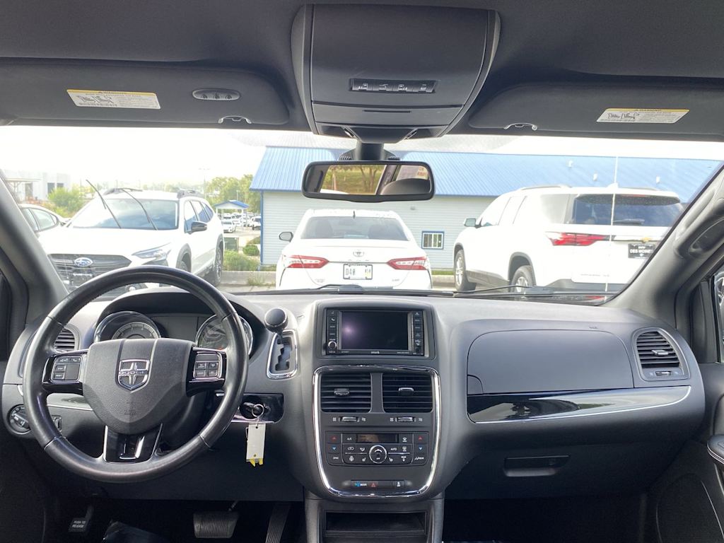 Thumbnail: 2020 Dodge Grand Caravan - 9