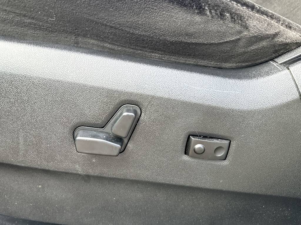 Thumbnail: 2012 Dodge Grand Caravan - 23