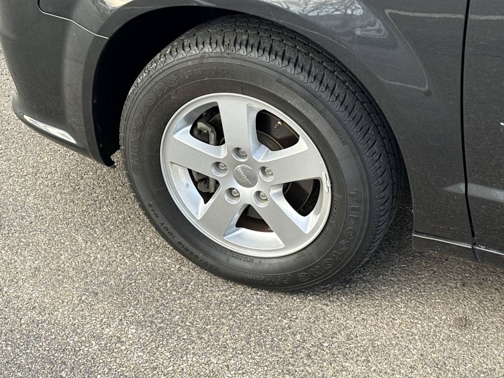 Thumbnail: 2012 Dodge Grand Caravan - 7