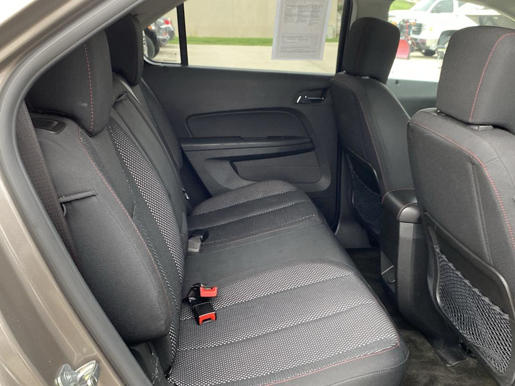 2011 Chevrolet Equinox LT 27