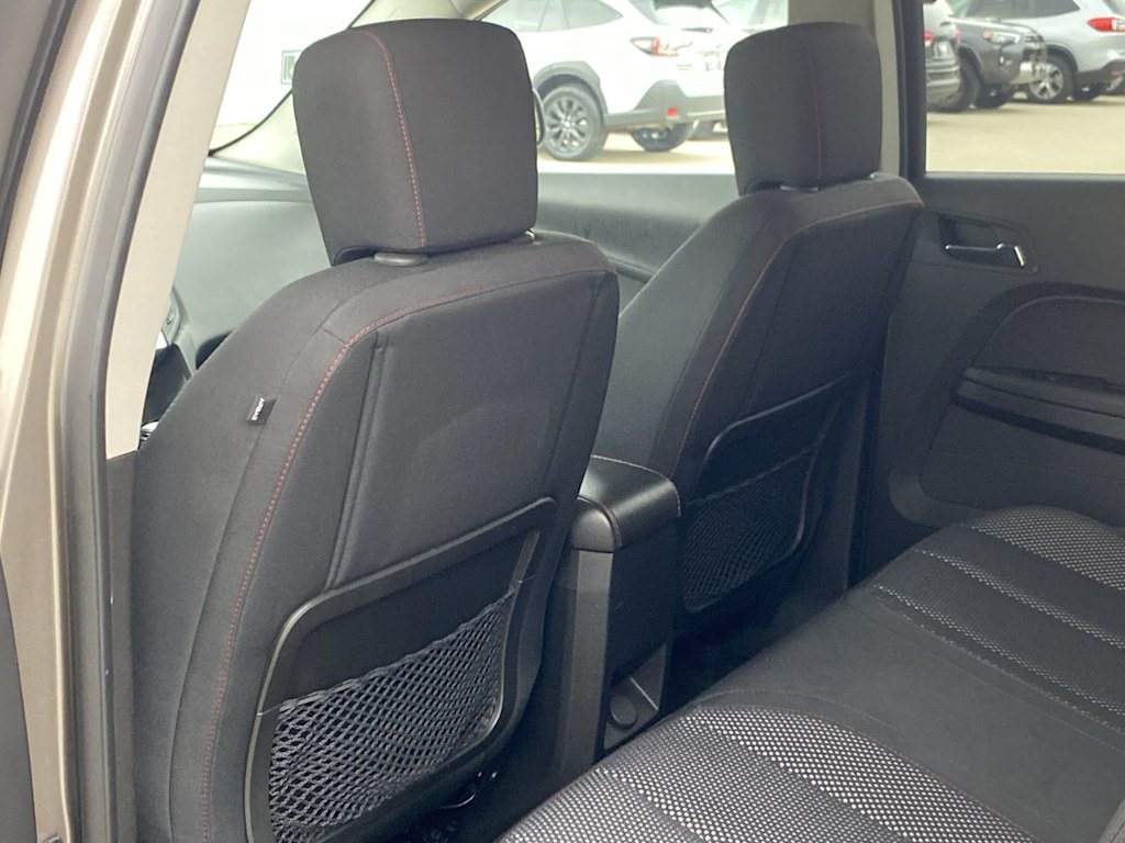 2011 Chevrolet Equinox LT 12