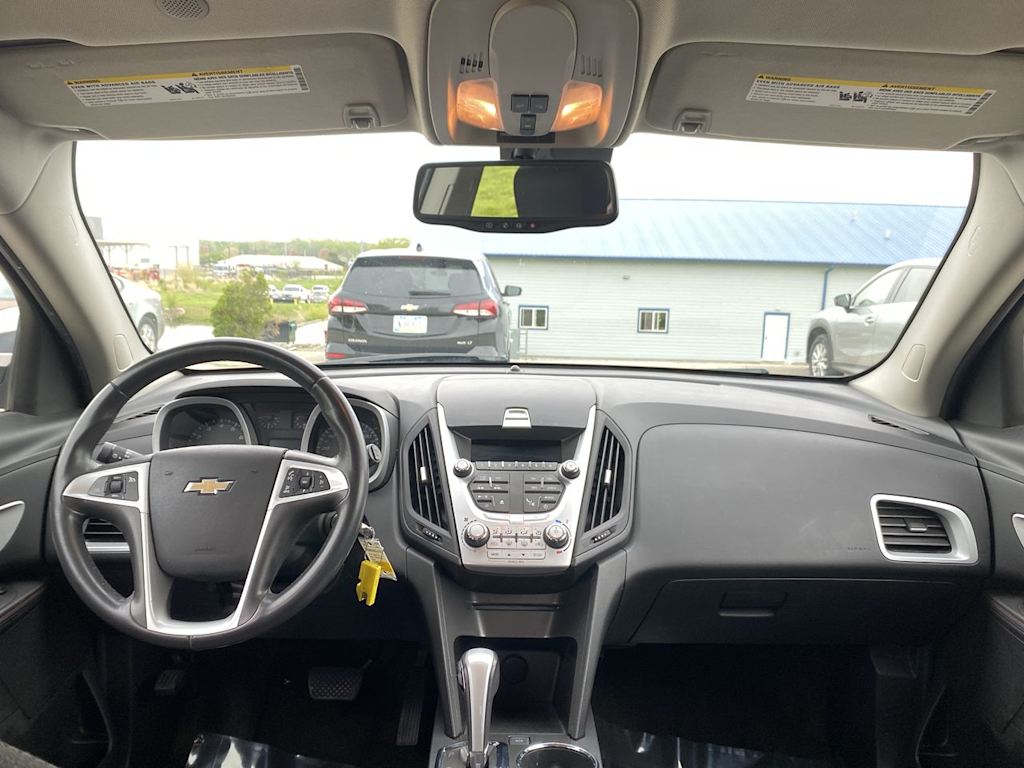 2011 Chevrolet Equinox LT 9