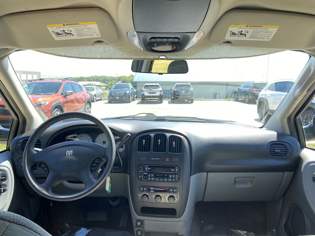 Thumbnail: 2005 Dodge Grand Caravan - 9