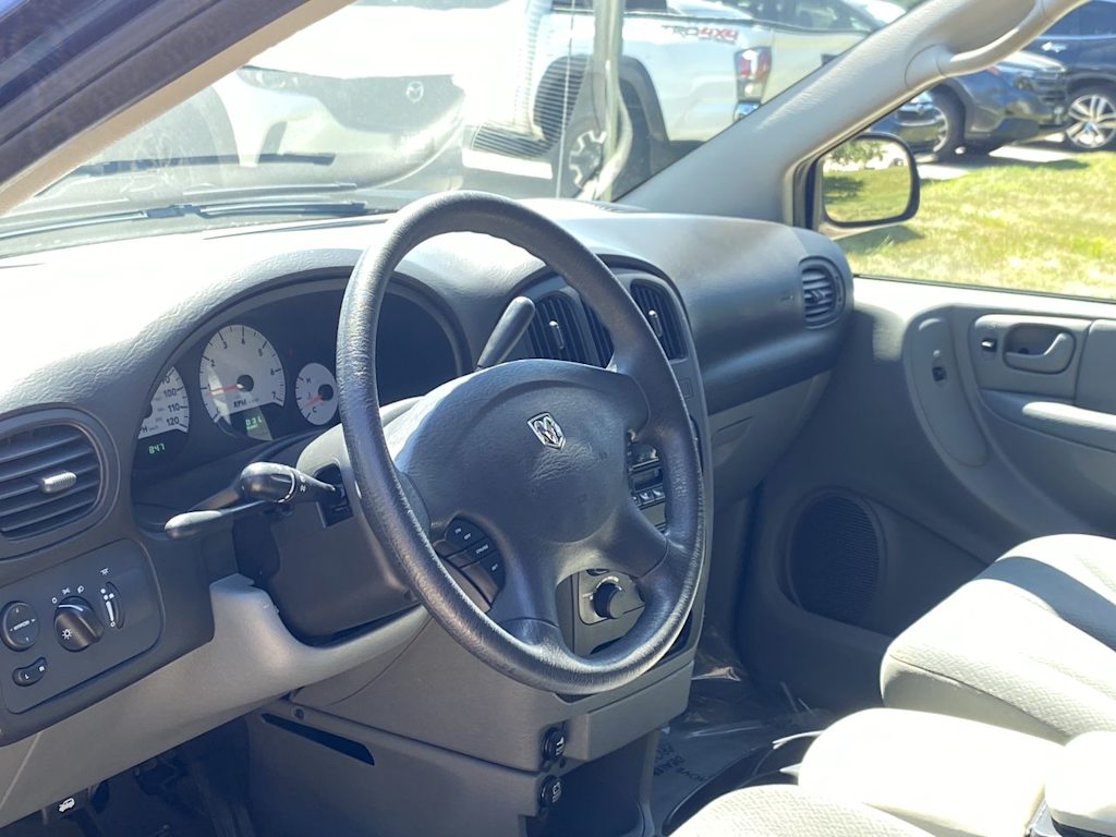 Thumbnail: 2005 Dodge Grand Caravan - 2