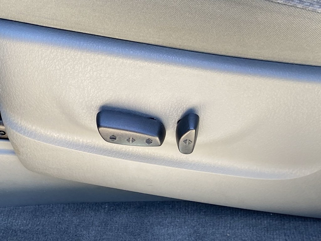Thumbnail: 2005 Dodge Grand Caravan - 23