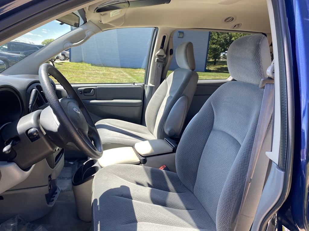 Thumbnail: 2005 Dodge Grand Caravan - 10