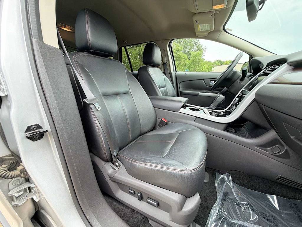 Thumbnail: 2014 Ford Edge - 25