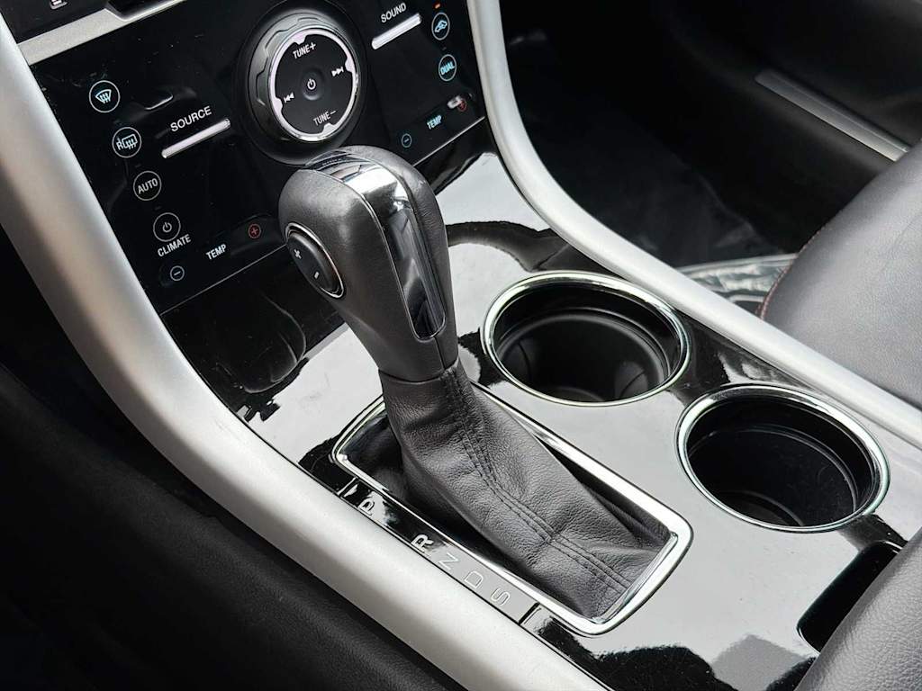 Thumbnail: 2014 Ford Edge - 14