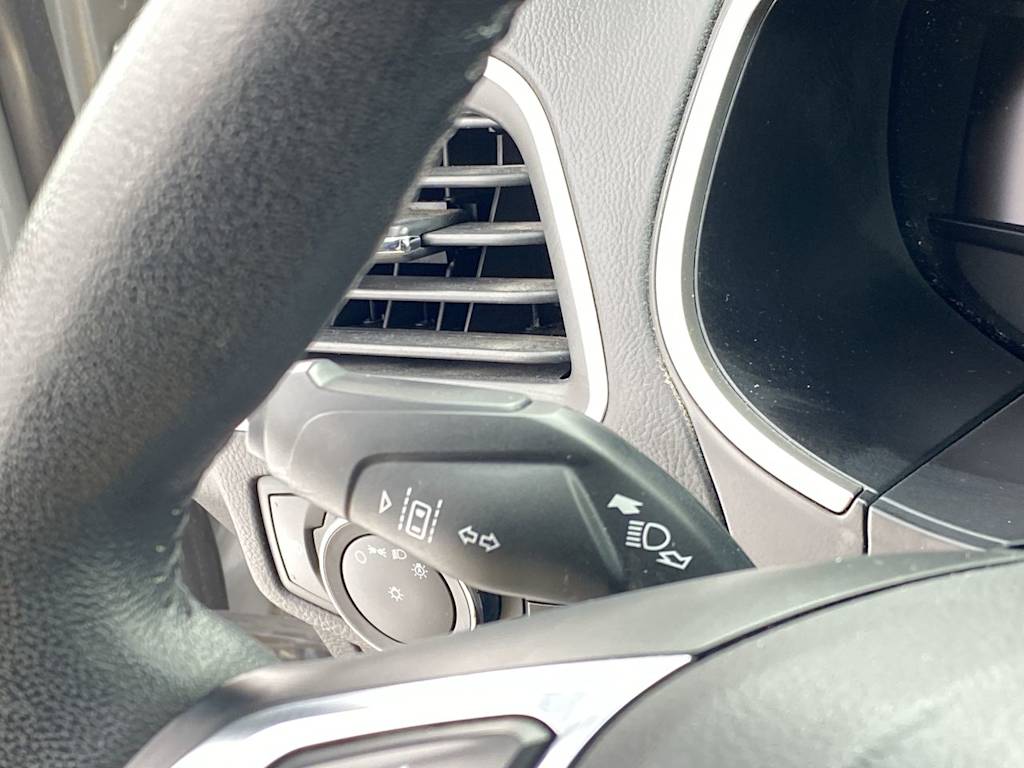 2019 Ford Edge SEL 29