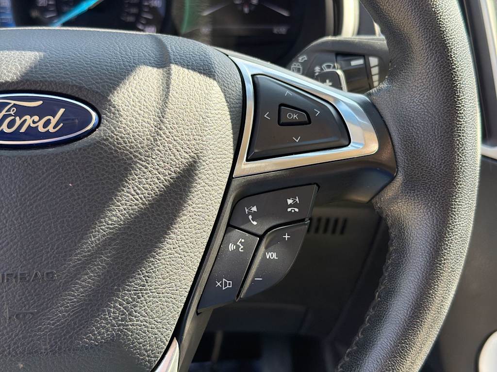 Thumbnail: 2016 Ford Edge - 27