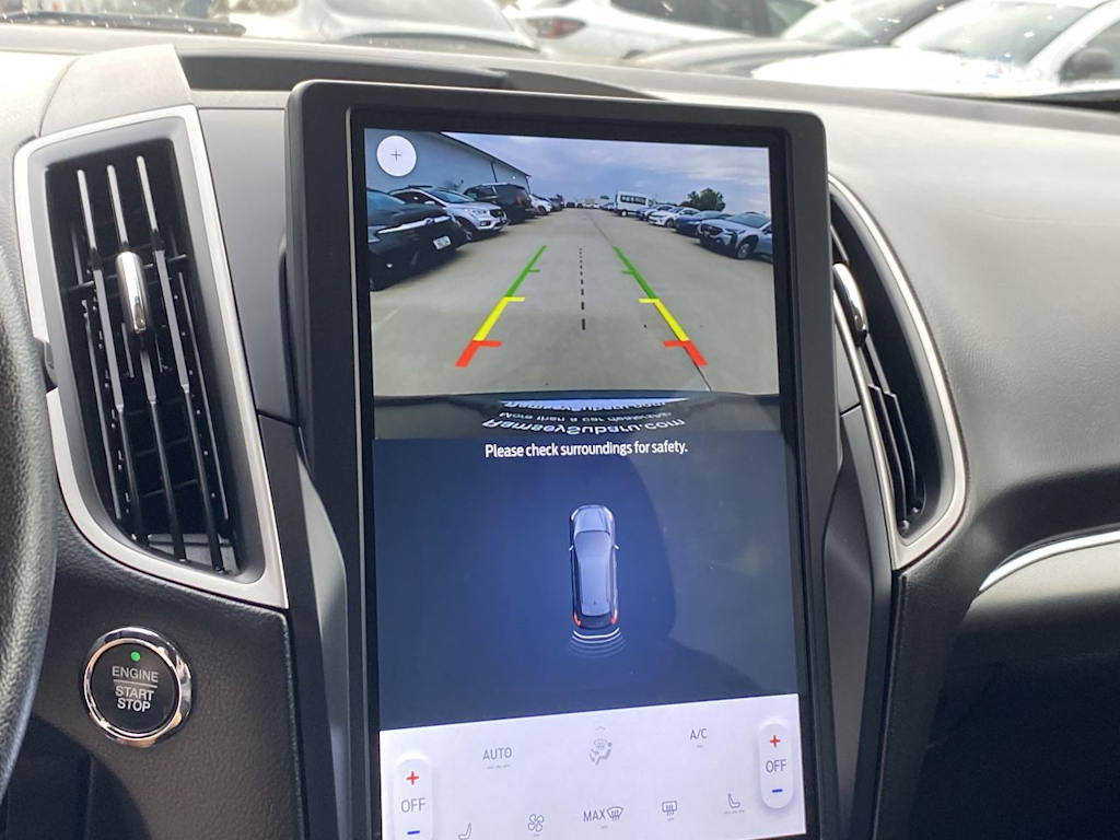 Thumbnail: 2022 Ford Edge - 30