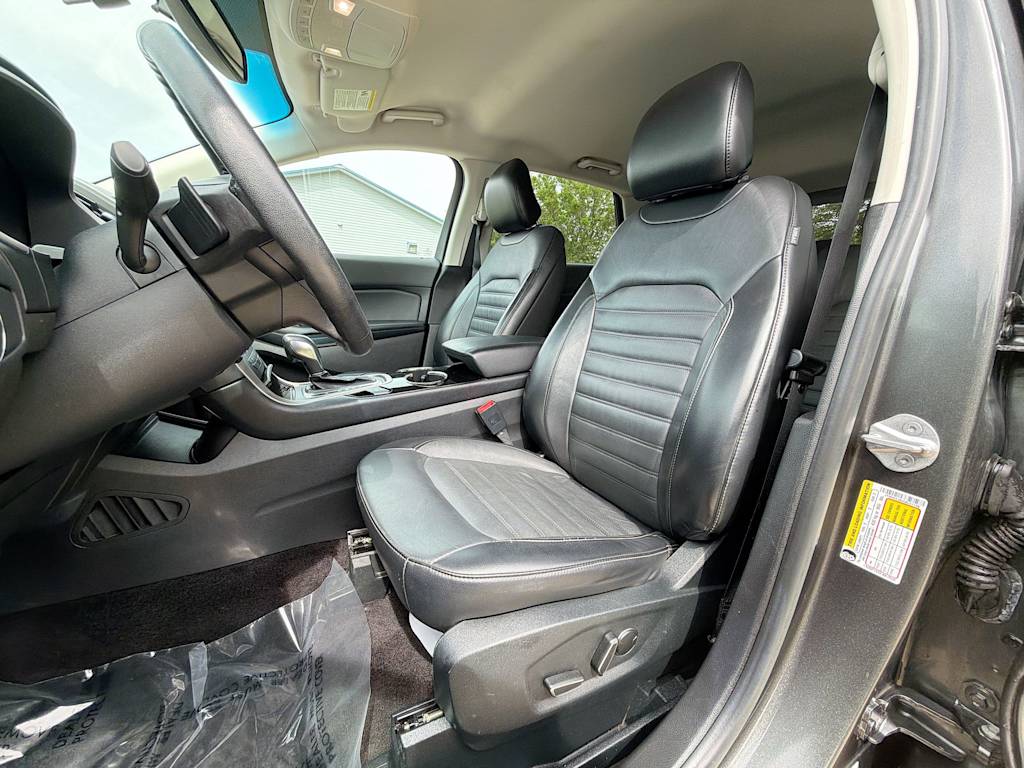 Thumbnail: 2016 Ford Edge - 9