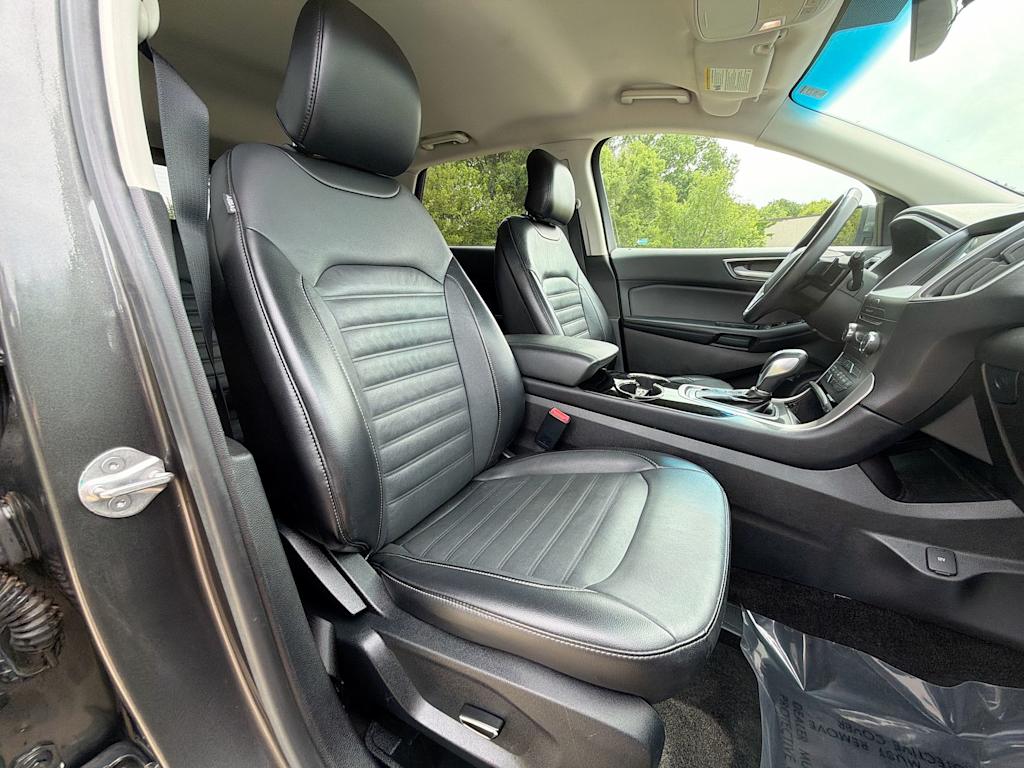 Thumbnail: 2016 Ford Edge - 10