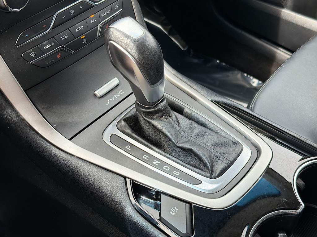 Thumbnail: 2016 Ford Edge - 29