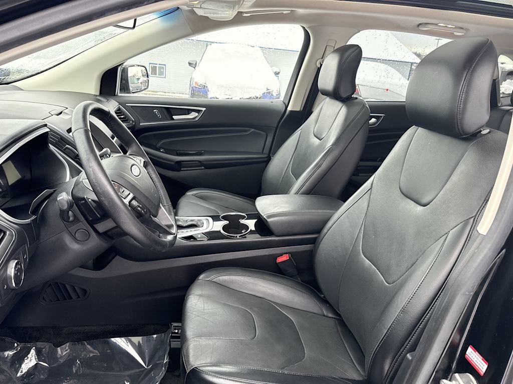 Thumbnail: 2018 Ford Edge - 9