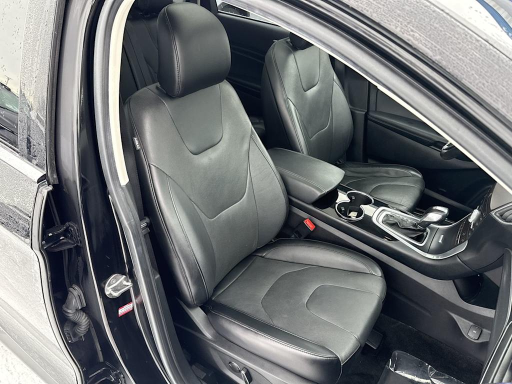 Thumbnail: 2018 Ford Edge - 10