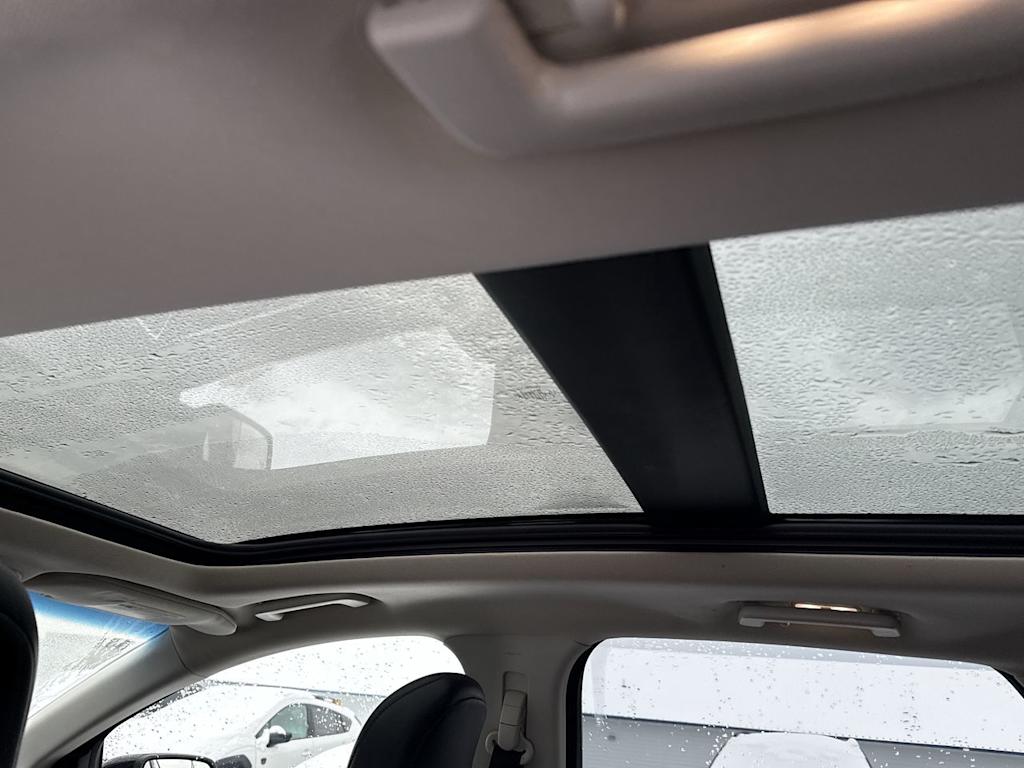 Thumbnail: 2018 Ford Edge - 25