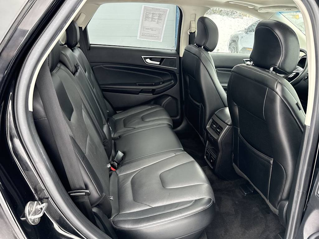 Thumbnail: 2018 Ford Edge - 27