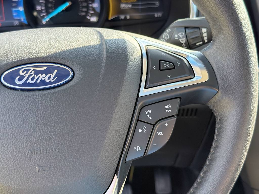 Thumbnail: 2020 Ford Edge - 28