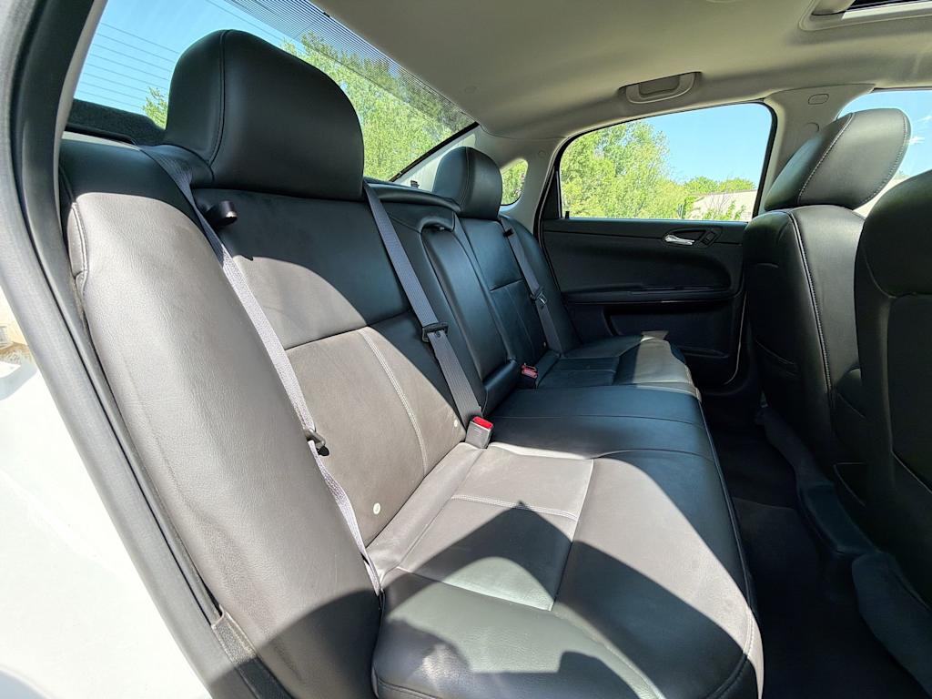 Thumbnail: 2014 Chevrolet Impala - 27