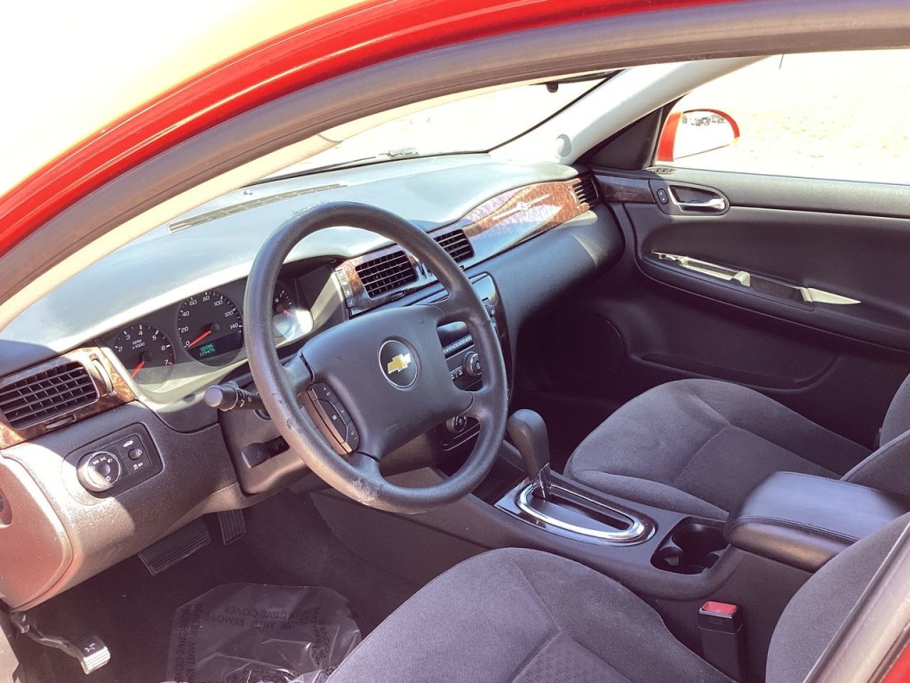2012 Chevrolet Impala LS 2