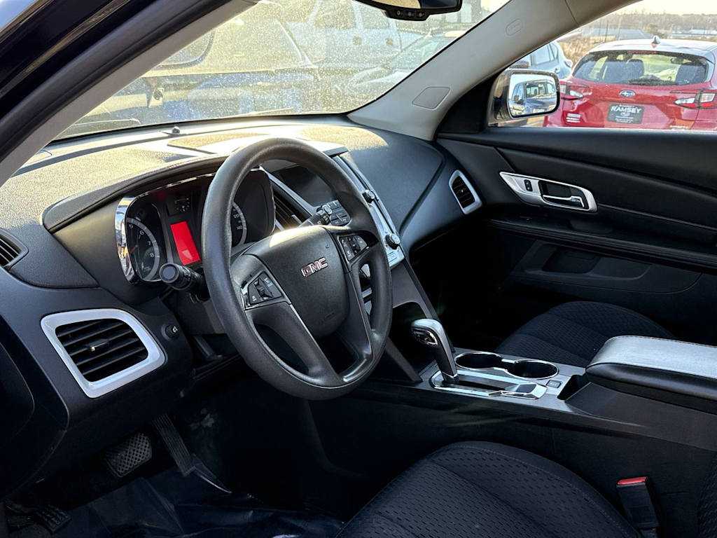 Thumbnail: 2015 GMC Terrain - 2