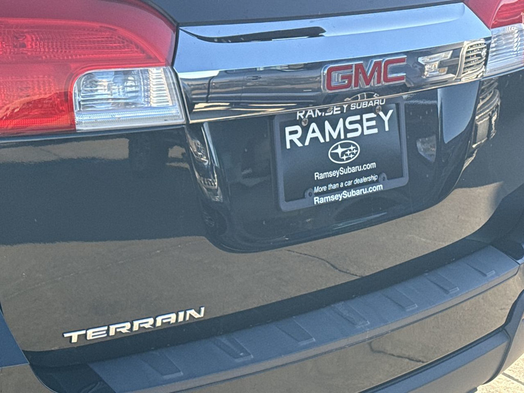 Thumbnail: 2015 GMC Terrain - 23