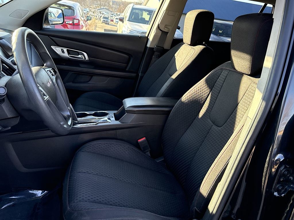 Thumbnail: 2015 GMC Terrain - 10