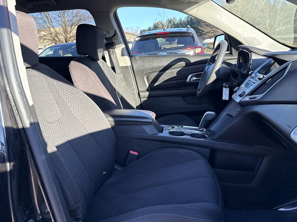 Thumbnail: 2015 GMC Terrain - 11