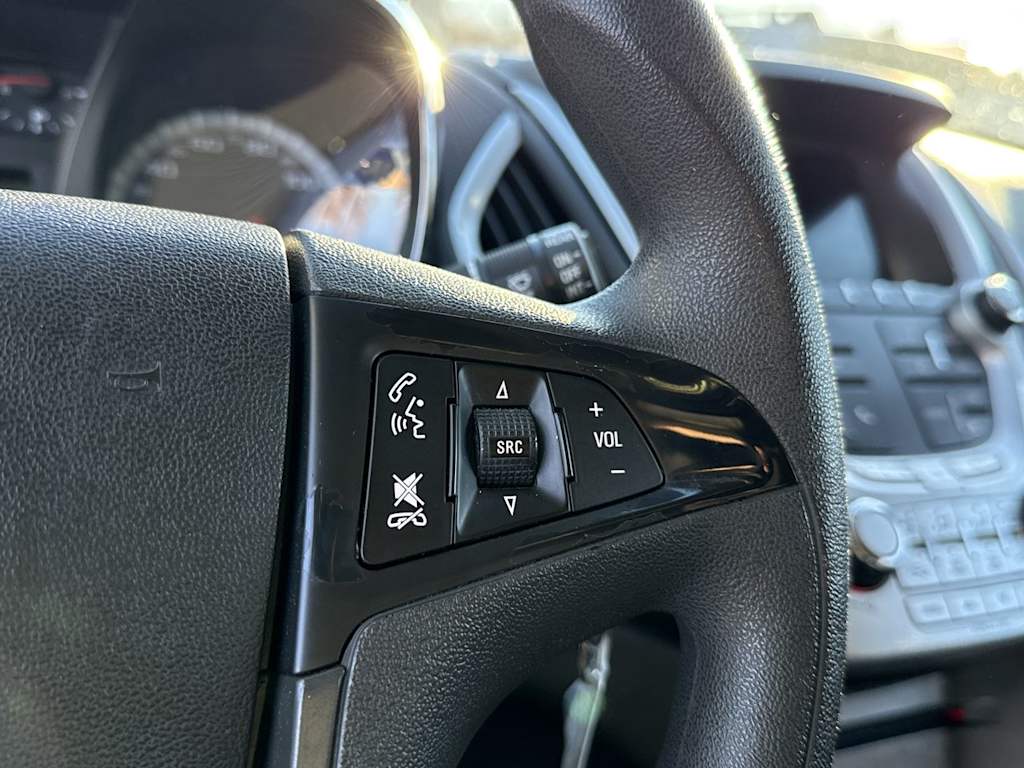 Thumbnail: 2015 GMC Terrain - 26