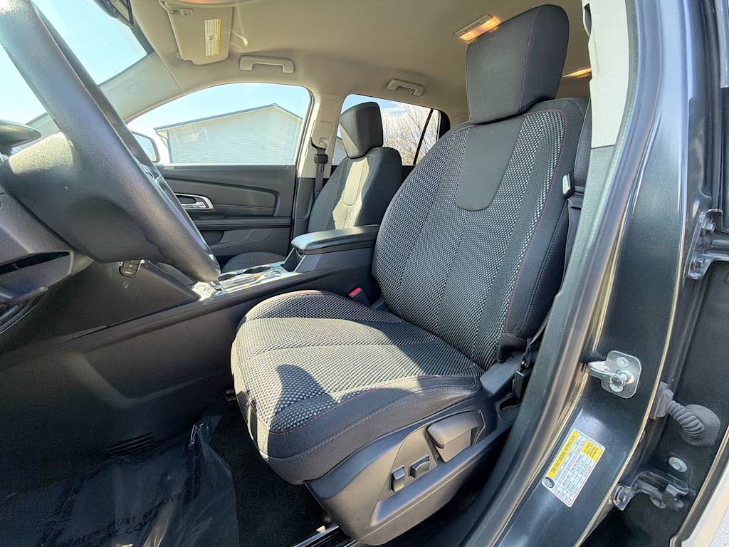 Thumbnail: 2017 GMC Terrain - 11