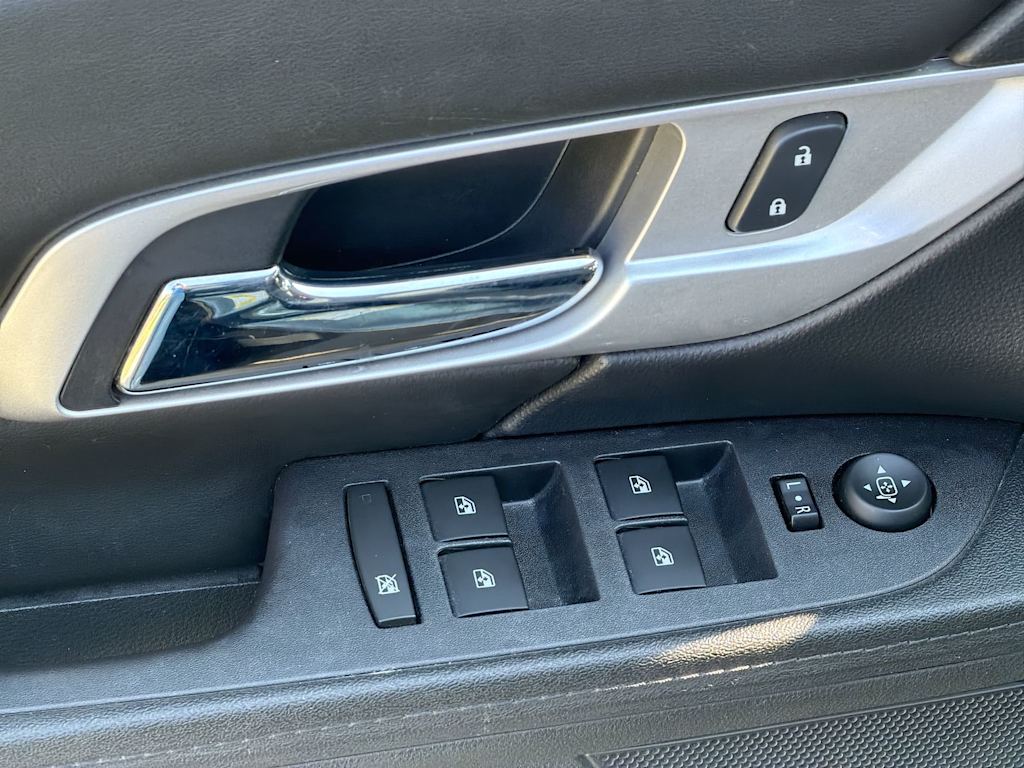 Thumbnail: 2017 GMC Terrain - 22