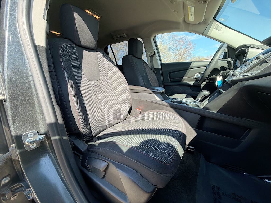 Thumbnail: 2017 GMC Terrain - 25