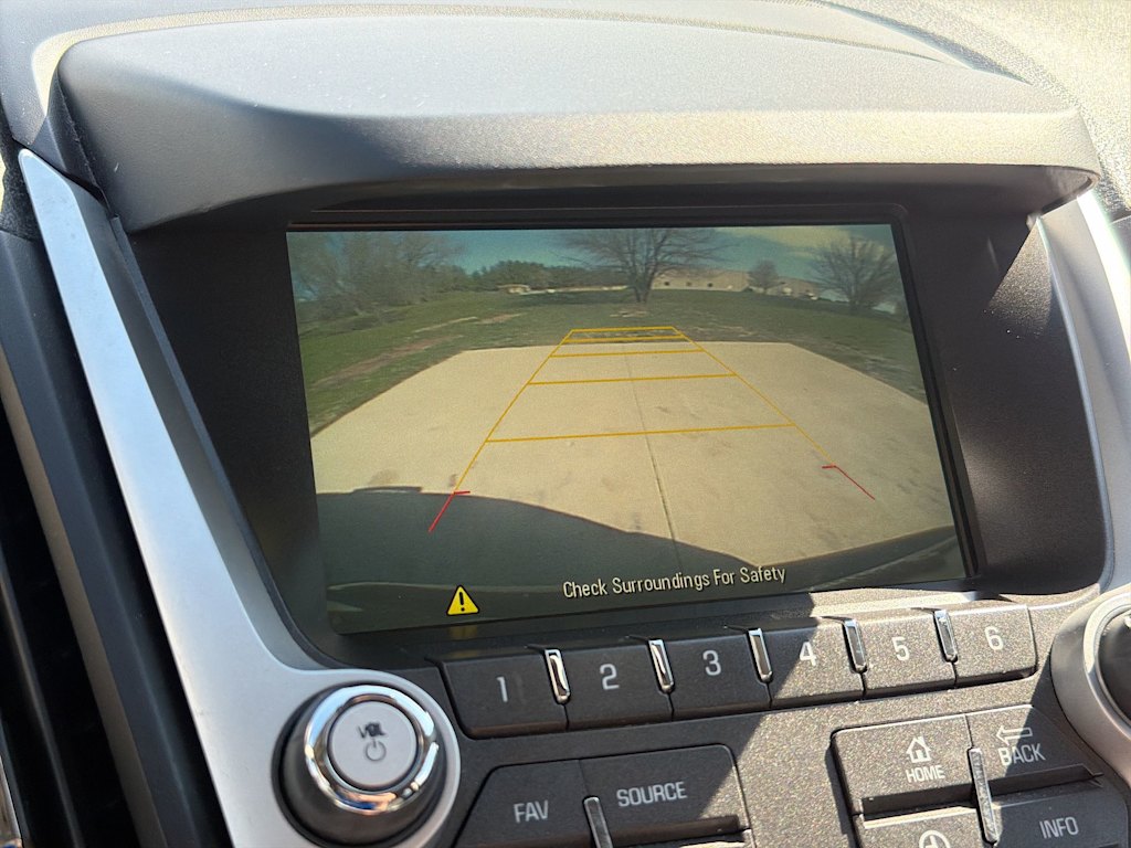 Thumbnail: 2017 GMC Terrain - 28