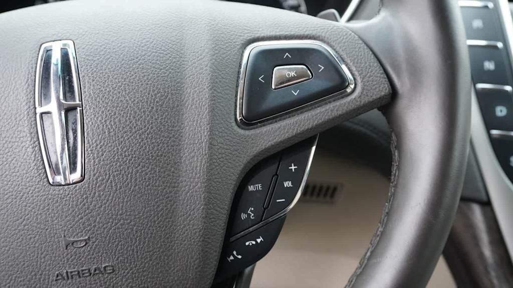 Thumbnail: 2016 Lincoln MKX - 31