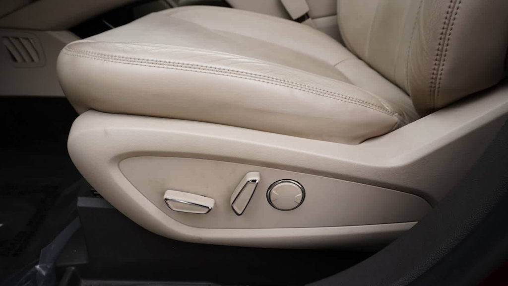 Thumbnail: 2016 Lincoln MKX - 23