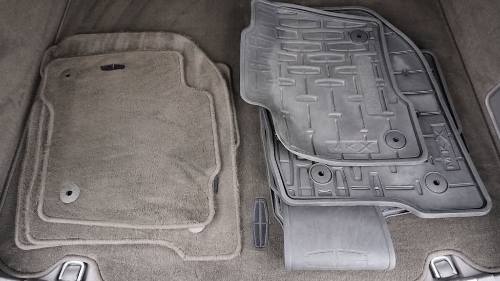 Thumbnail: 2016 Lincoln MKX - 27