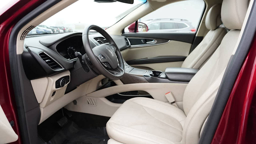 Thumbnail: 2016 Lincoln MKX - 10