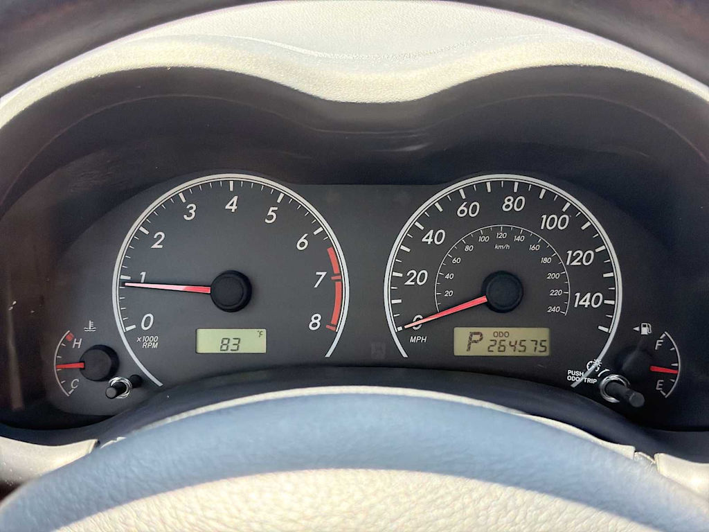 Thumbnail: 2013 Toyota Corolla - 16