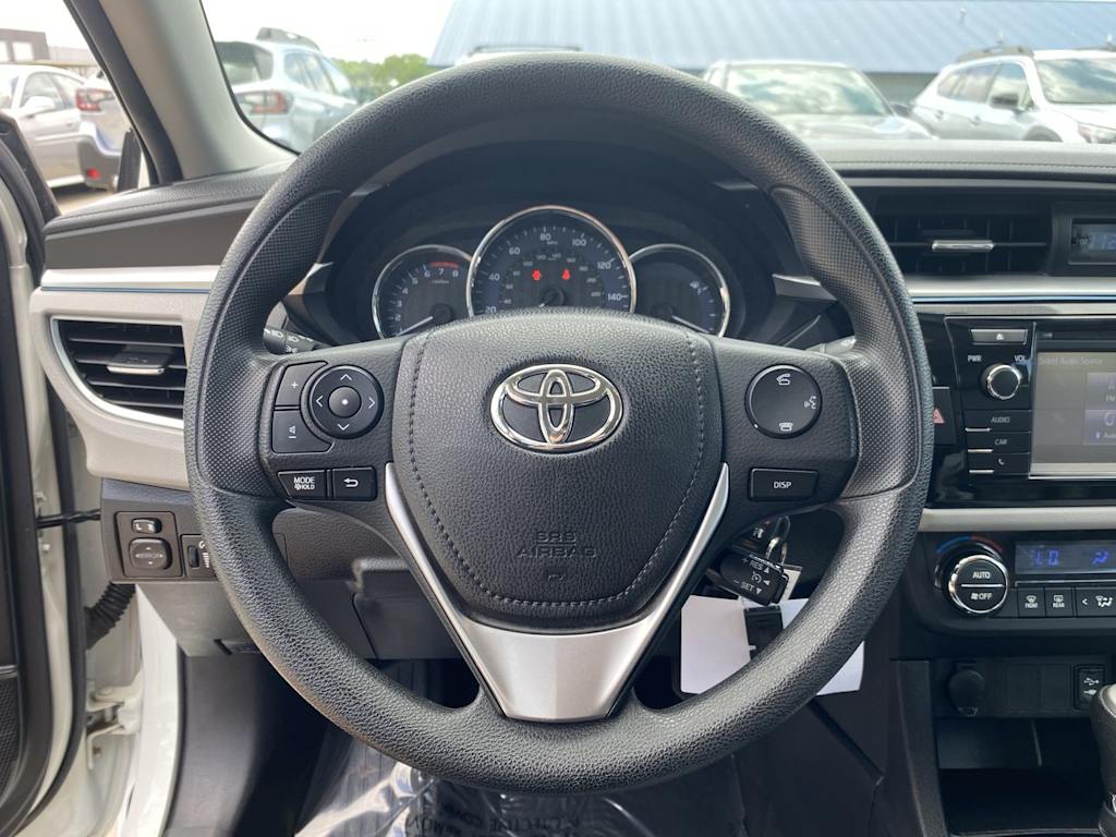 Thumbnail: 2015 Toyota Corolla - 13