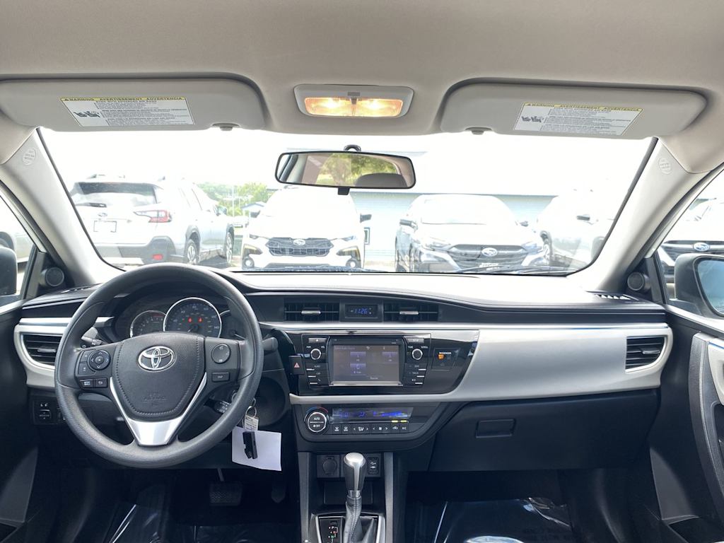 Thumbnail: 2015 Toyota Corolla - 9