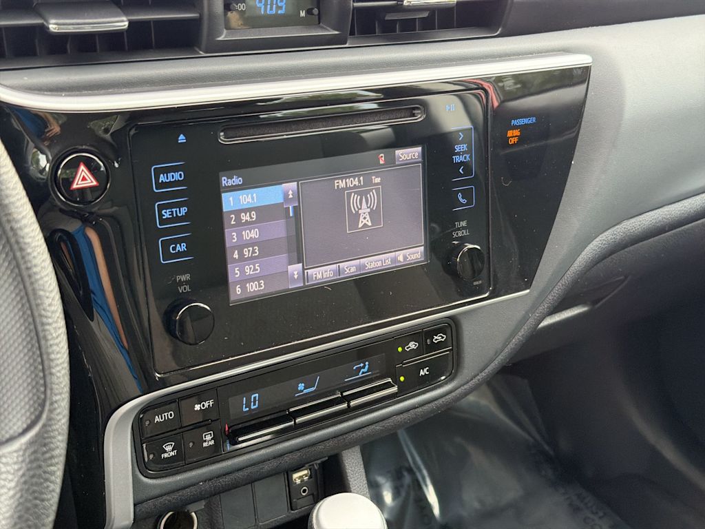 Thumbnail: 2019 Toyota Corolla - 14