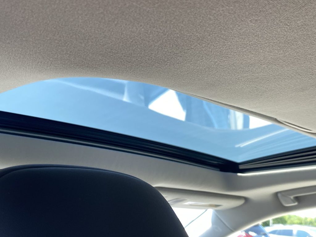 Thumbnail: 2021 Lexus RX - 26