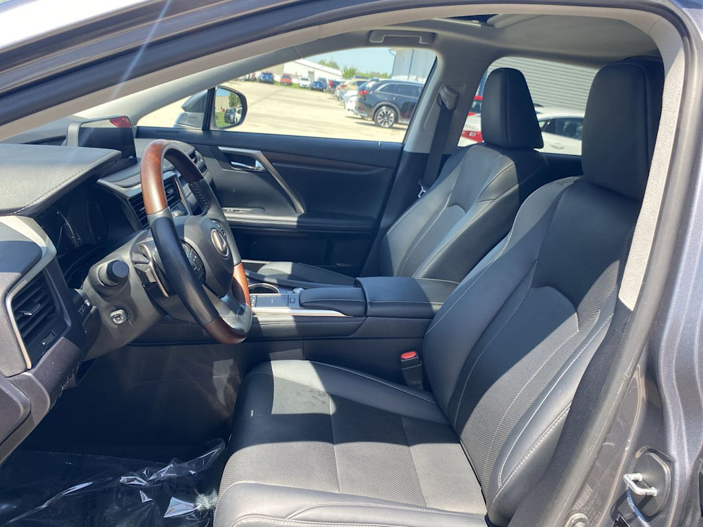 Thumbnail: 2021 Lexus RX - 10