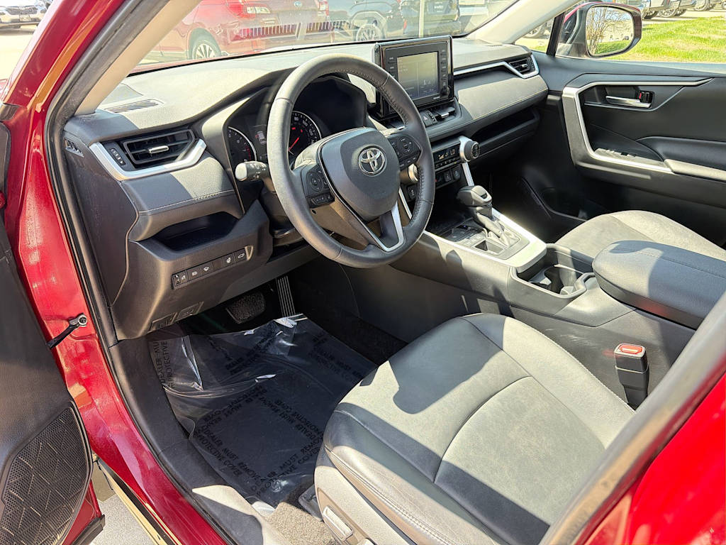 Thumbnail: 2021 Toyota RAV4 - 2