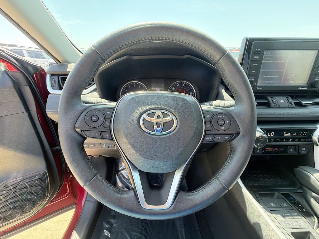 Thumbnail: 2021 Toyota RAV4 - 13