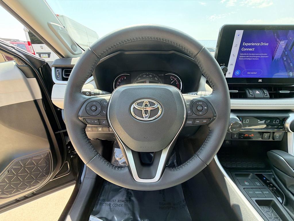 Thumbnail: 2023 Toyota RAV4 - 14