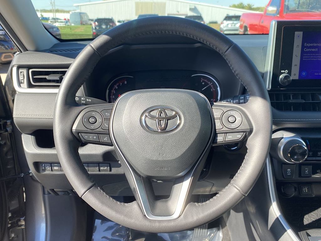Thumbnail: 2023 Toyota RAV4 - 13