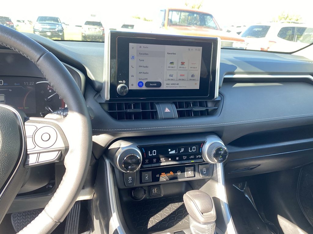Thumbnail: 2023 Toyota RAV4 - 14