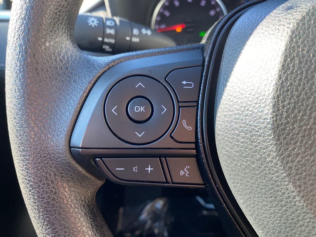 Thumbnail: 2021 Toyota RAV4 - 27